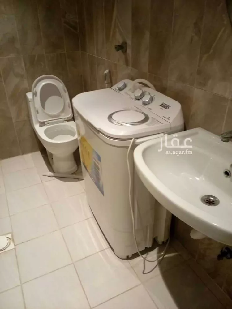 شقة للإيجار في شارع طريق الامير سلطان بن عبدالعزيز, حي السويس 1, مدينة جازان, منطقة جازان صورة 5