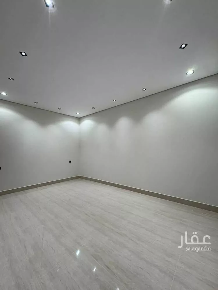 فيلا للبيع في شارع خريص, حي النظيم, مدينة الرياض, منطقة الرياض 6