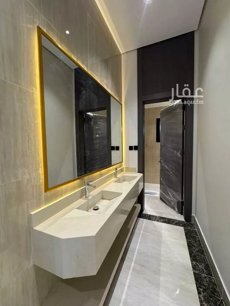 فيلا للبيع في شارع خريص, حي النظيم, مدينة الرياض, منطقة الرياض 15