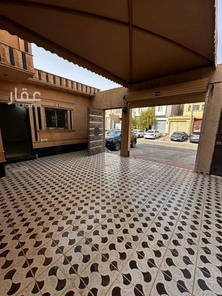 فيلا للبيع في شارع ابي العلاء الواسطي, حي الرمال, مدينة الرياض, منطقة الرياض صورة 2