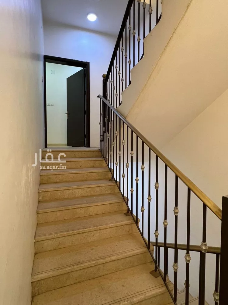 Floor for Rent in Buraydah Al Matar Al Qadim صورة 5