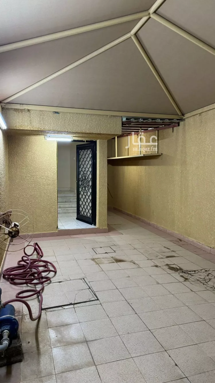 دور للإيجار في شارع هاشم الأزراري, حي الرفيعة, مدينة بريدة, منطقة القصيم صورة 2