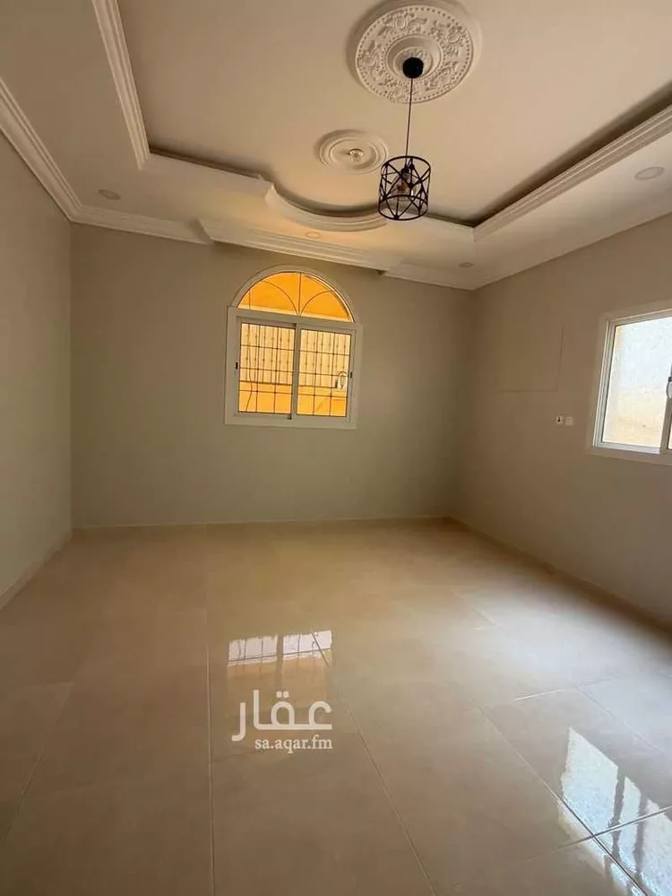 شقة للإيجار في شارع نعمان بن عبد عمرو البخاري ، حي المروج الثاني ، تبوك ، منطقة تبوك صورة 3