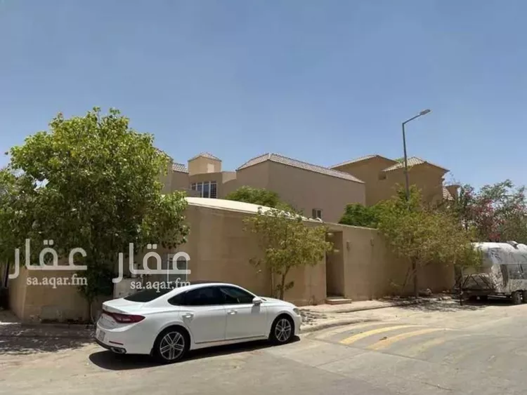 فيلا للبيع في شارع أسلم بن عبدالرحمن ميرك, حي عرقة, مدينة الرياض, منطقة الرياض صورة 2