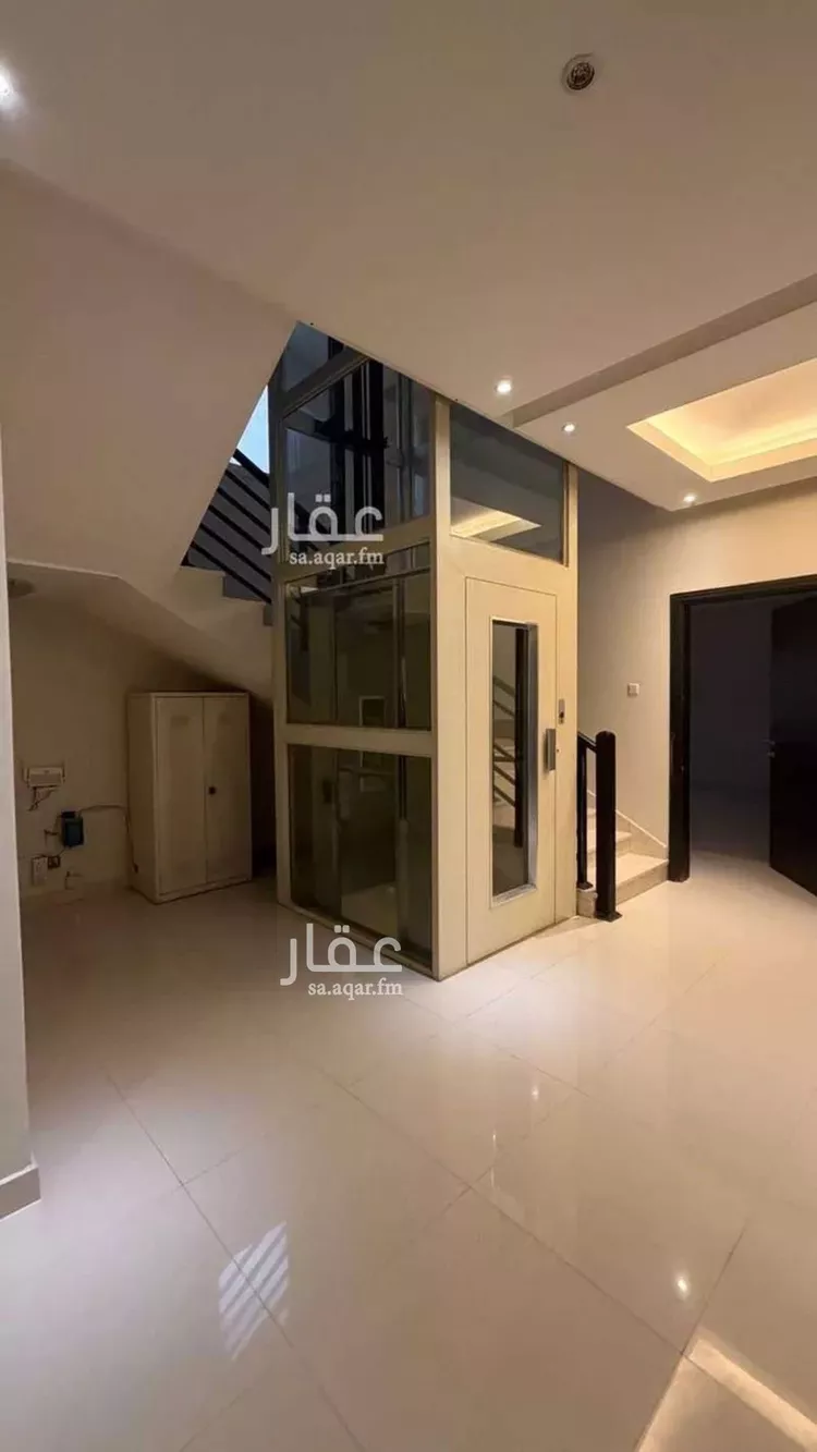 فيلا للبيع في شارع العريفة, حي الياسمين, مدينة الرياض, منطقة الرياض صورة 2
