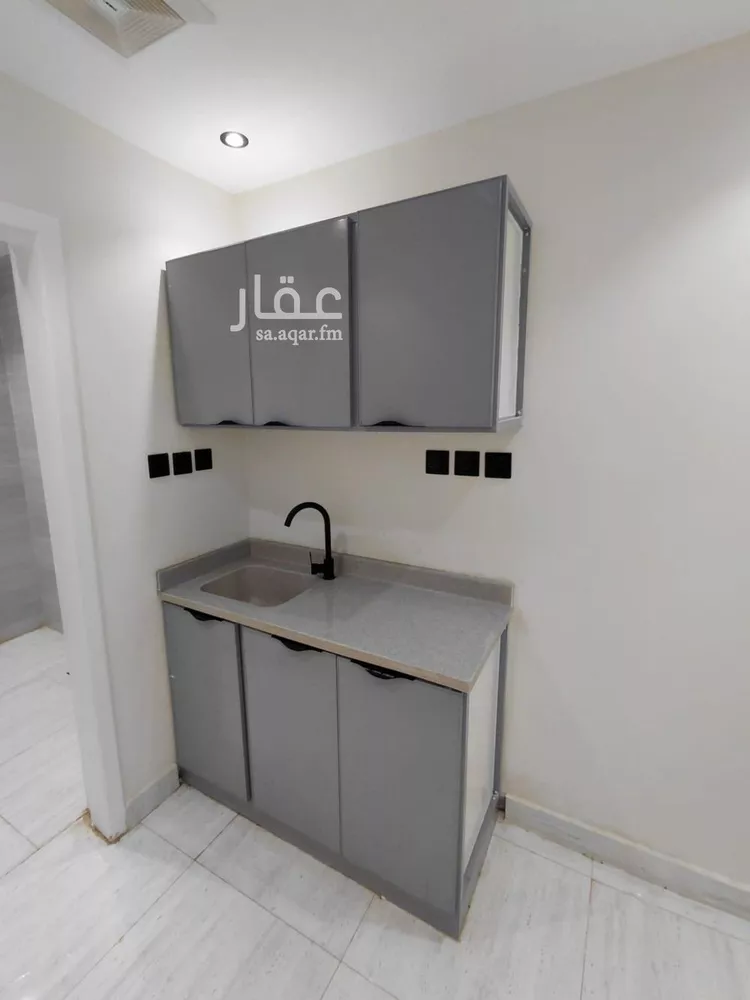 استوديو للإيجار في شارع الأمير بندر بن عبدالعزيز, حي الخليج, مدينة الرياض, منطقة الرياض 8