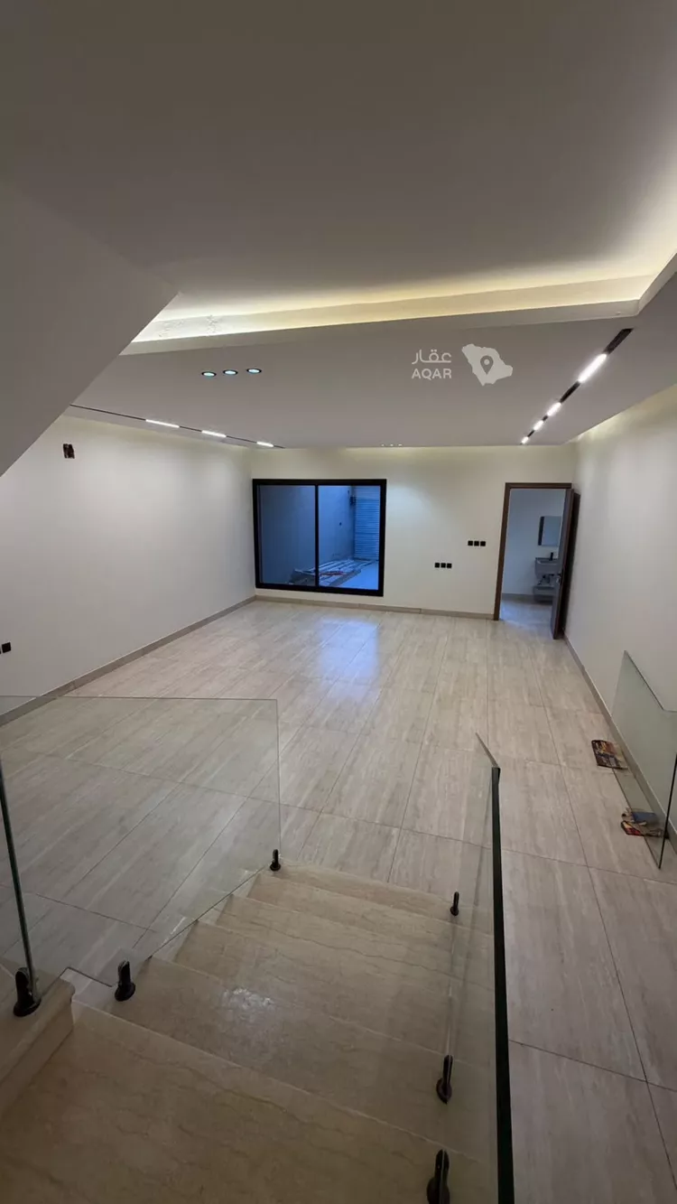 فيلا للبيع في شارع حصن عاصم, حي النهضة, مدينة الرياض, منطقة الرياض 6