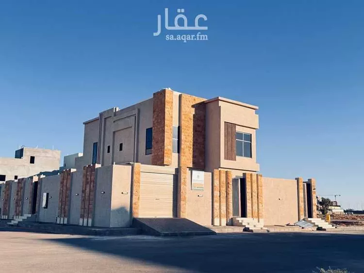 فيلا للبيع في شارع الرسالة ، حي مخطط الصناعية ، سكاكا ، منطقة الجوف