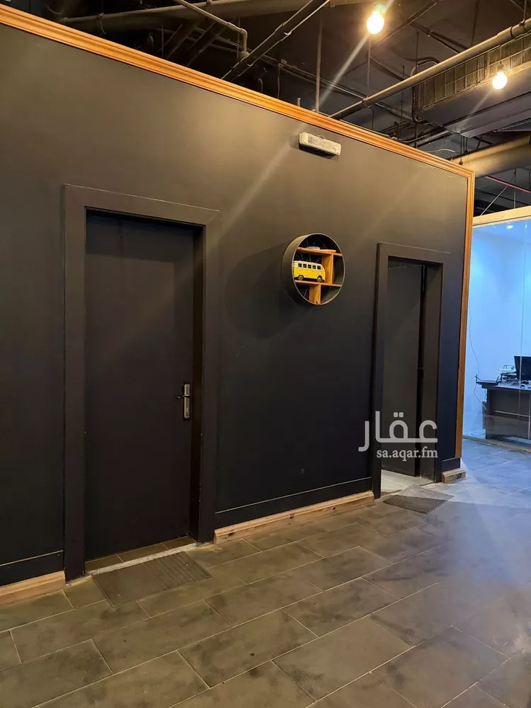 مكتب تجاري للإيجار في شارع الإمام سعود بن فيصل , حي الملقا, مدينة الرياض, منطقة الرياض 15