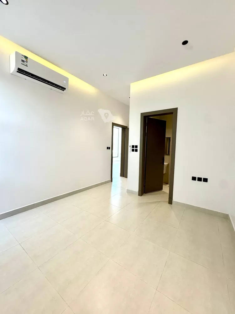 Villa for Rent in Riyadh Al Mahdiyah 11