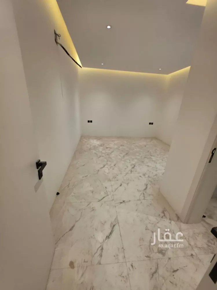 فيلا للبيع في شارع أبي الفضل الطوسي, حي العارض, مدينة الرياض, منطقة الرياض صورة 5