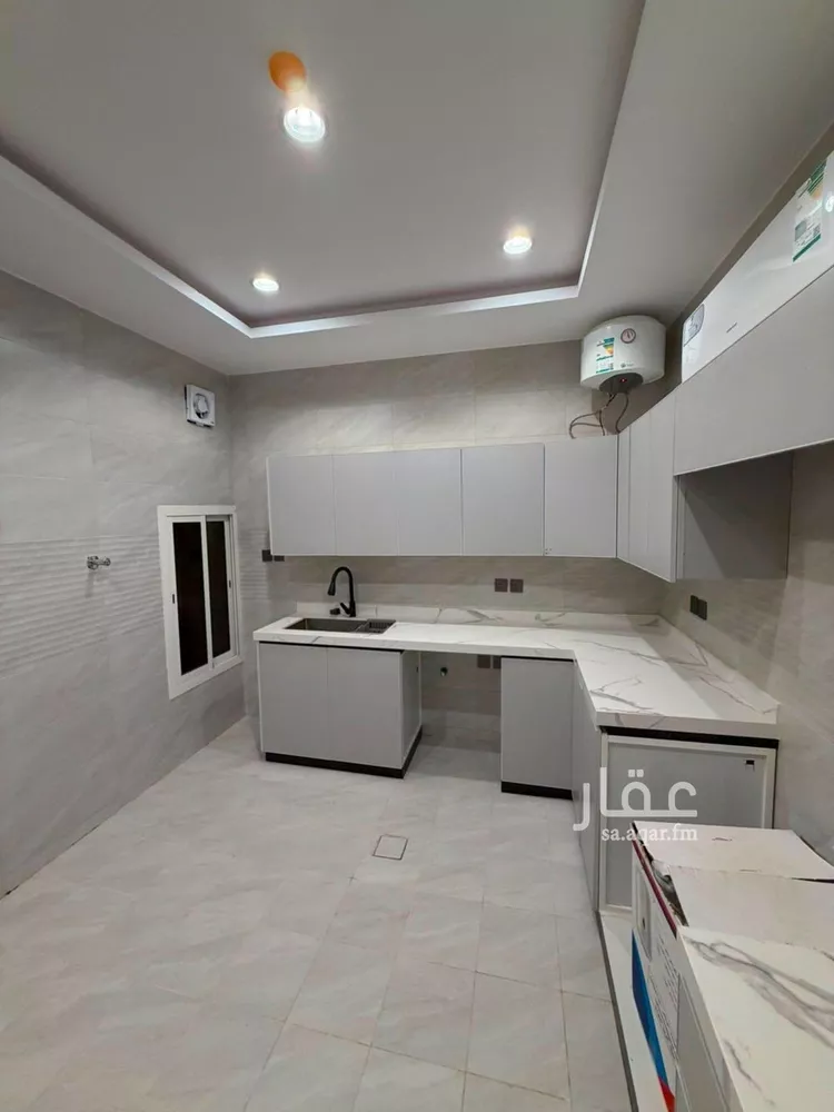 عمارة للإيجار في شارع السيل الكبير, حي المهدية, مدينة الرياض, منطقة الرياض 7