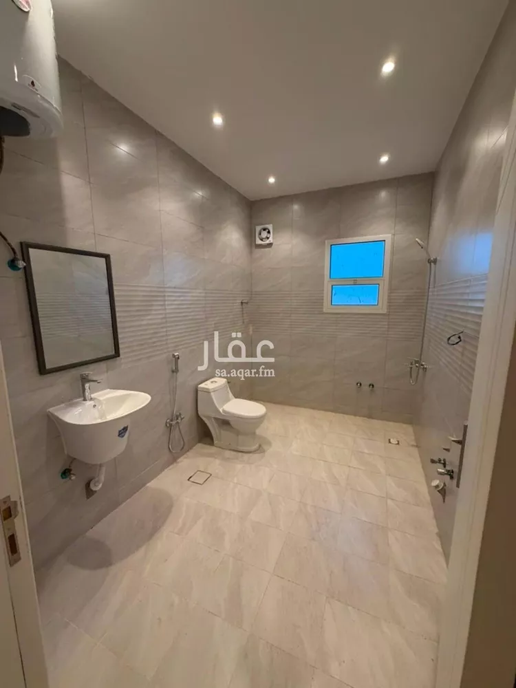 عمارة للإيجار في شارع السيل الكبير, حي المهدية, مدينة الرياض, منطقة الرياض 18