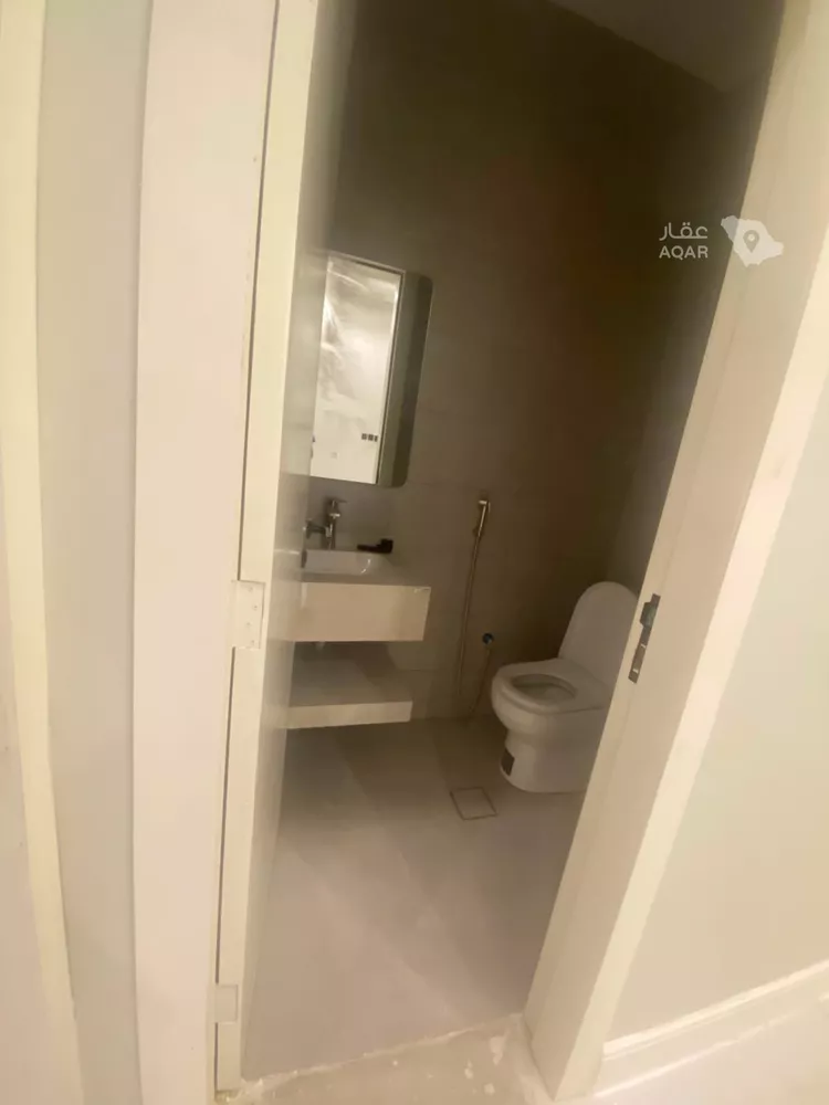 Floor for Rent in Riyadh An Narjis 17