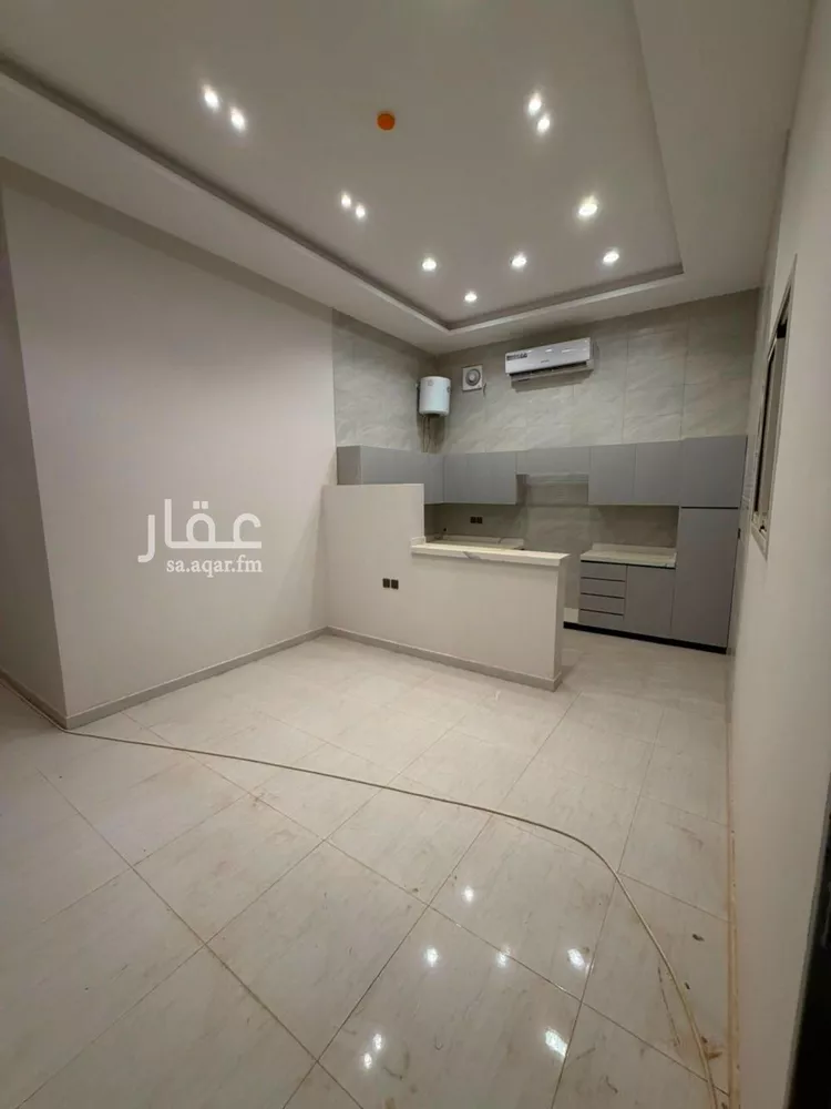عمارة للإيجار في شارع السيل الكبير, حي المهدية, مدينة الرياض, منطقة الرياض 10