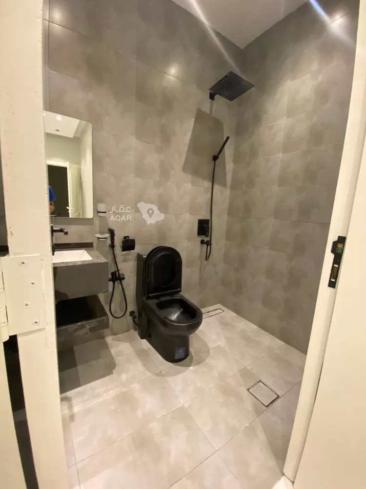 Floor for Rent in Riyadh An Narjis 9