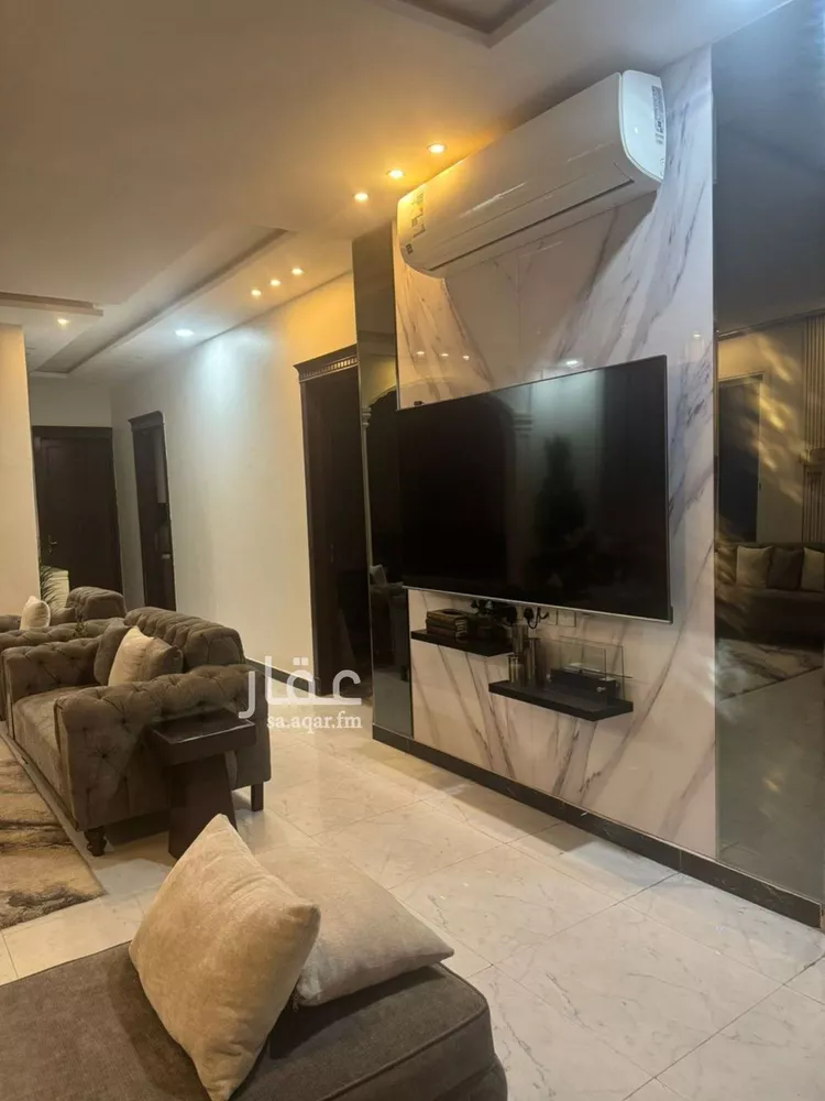 فيلا للبيع في شارع جان السليماني, حي عكاظ, مدينة الرياض, منطقة الرياض صورة 5