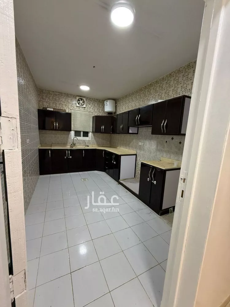 شقة للإيجار في شارع الجنادريه, حي ظهرة لبن, مدينة الرياض, منطقة الرياض