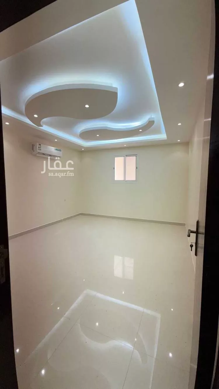 دور للبيع في شارع المطرز, حي الحمراء, مدينة الرياض, منطقة الرياض 1 صورة