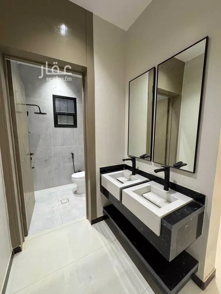 دور للبيع في شارع الضياء, حي الجنادرية, مدينة الرياض, منطقة الرياض صورة 2