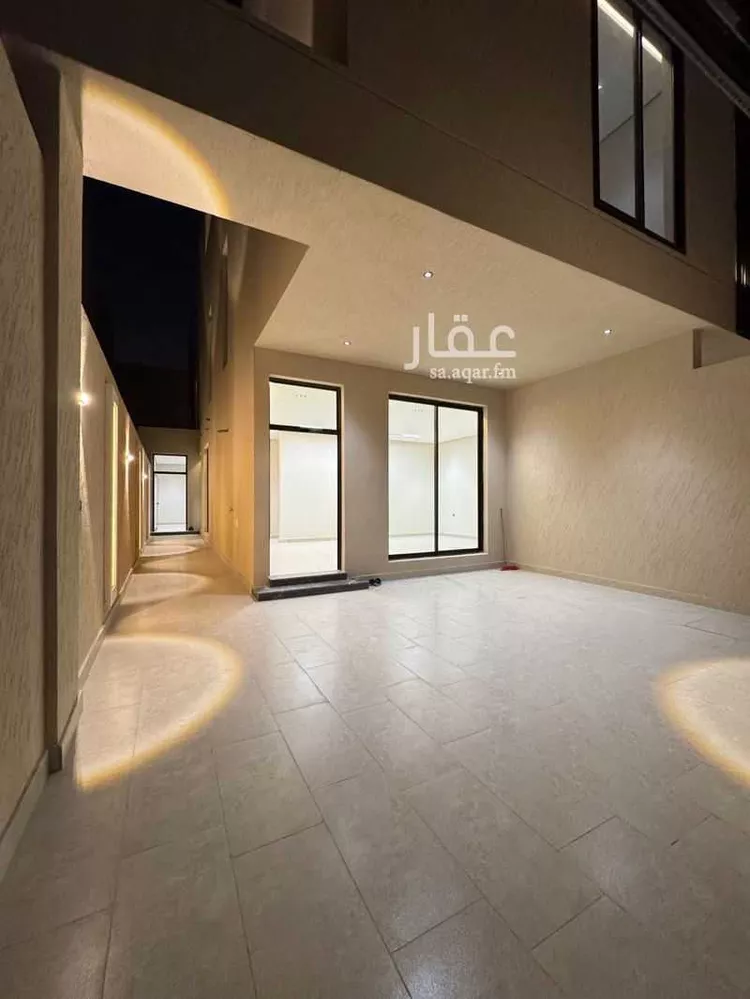 Floor for Sale in Riyadh Al Janadriyah