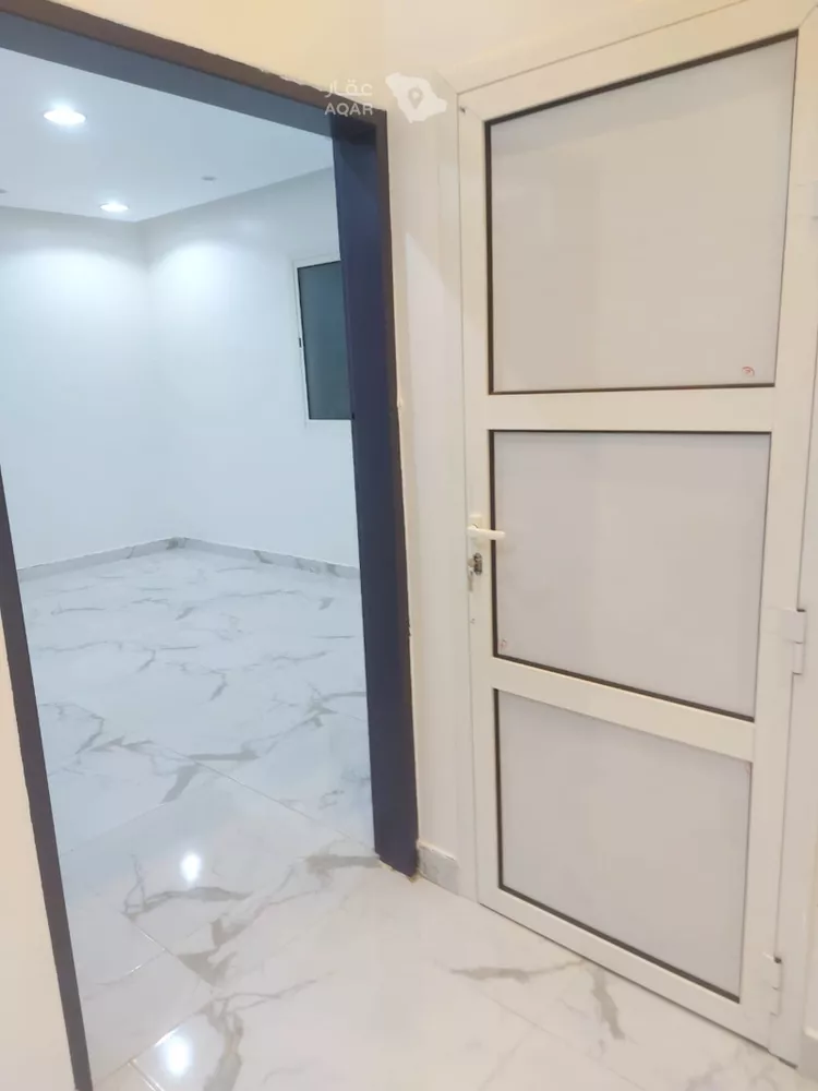 شقة للإيجار في شارع سكاكا, حي ظهرة لبن, مدينة الرياض, منطقة الرياض