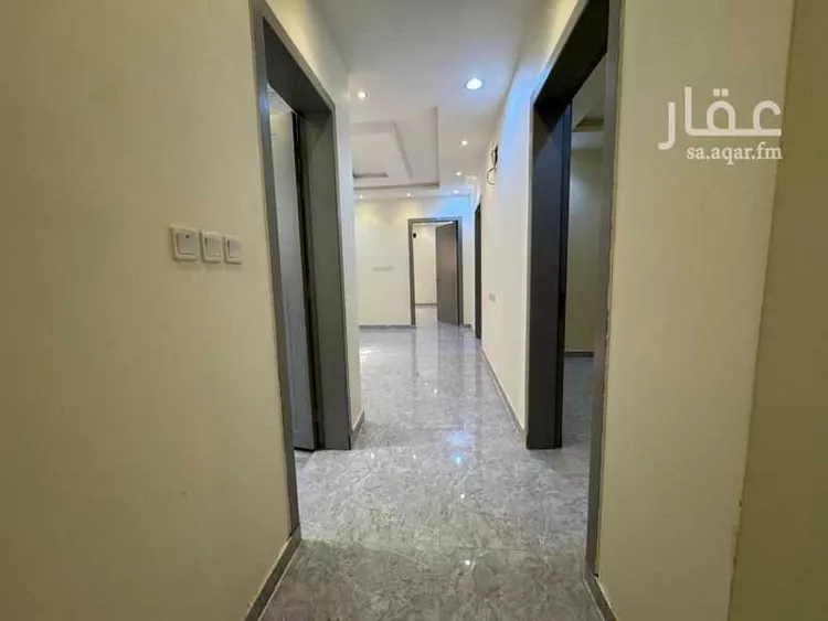 فيلا للبيع في شارع أبي الصفاء الحسيني, حي بدر, مدينة الرياض, منطقة الرياض صورة 4