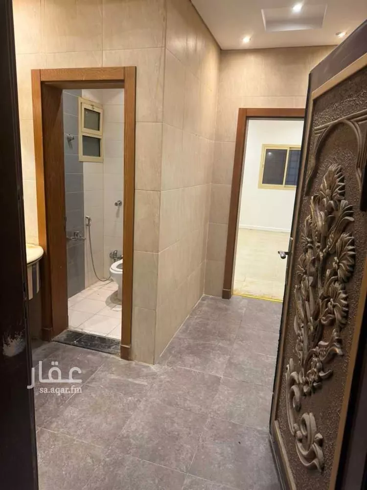 شقة للبيع في شارع ورقة بن نوفل, حي النزهة, مدينة الرياض, منطقة الرياض صورة 3