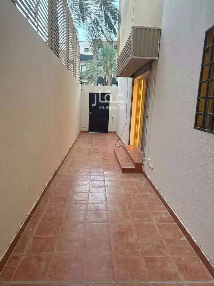 شقة للبيع في شارع ورقة بن نوفل, حي النزهة, مدينة الرياض, منطقة الرياض صورة 2