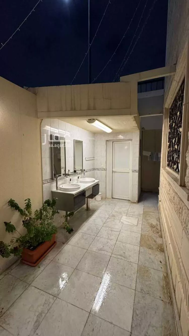 فيلا للبيع في شارع ابن عدنان, حي الروضة, مدينة الرياض, منطقة الرياض 6