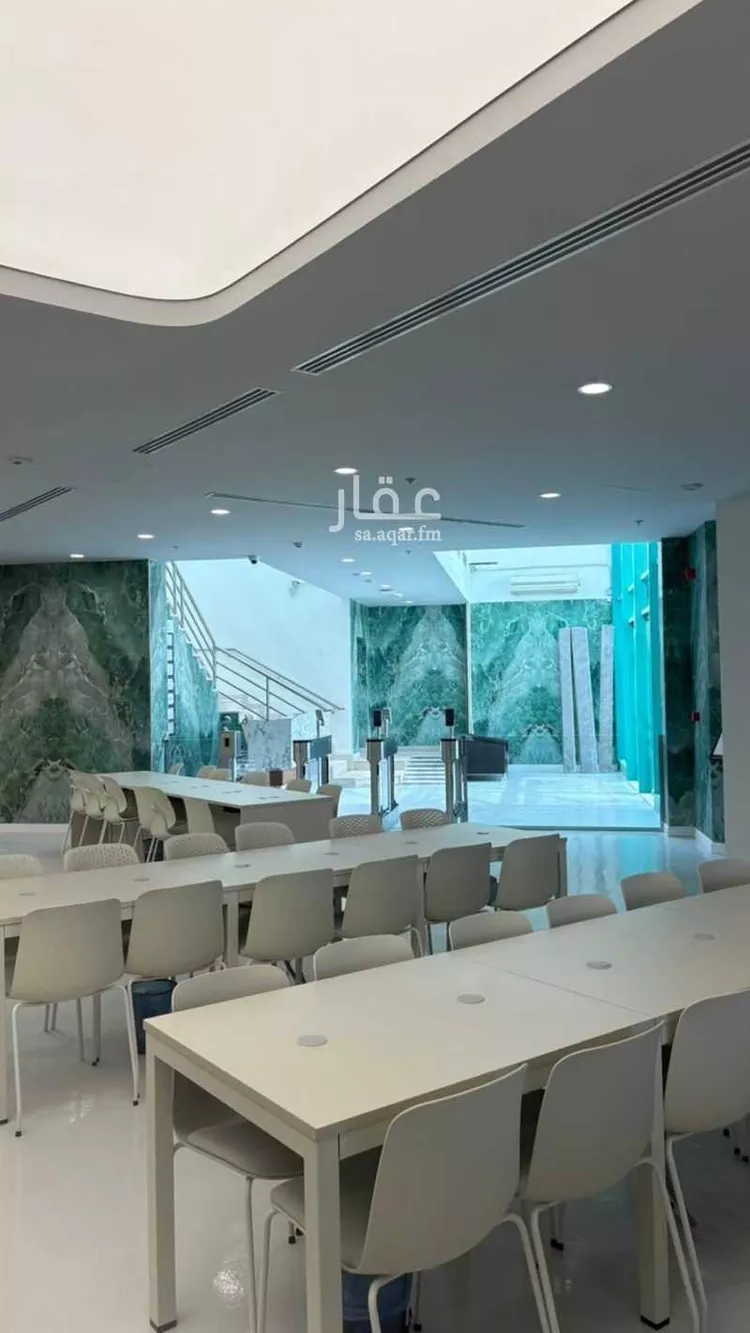 مكتب تجاري للإيجار في شارع خريص الفرعي, حي الروضة, مدينة الرياض, منطقة الرياض
