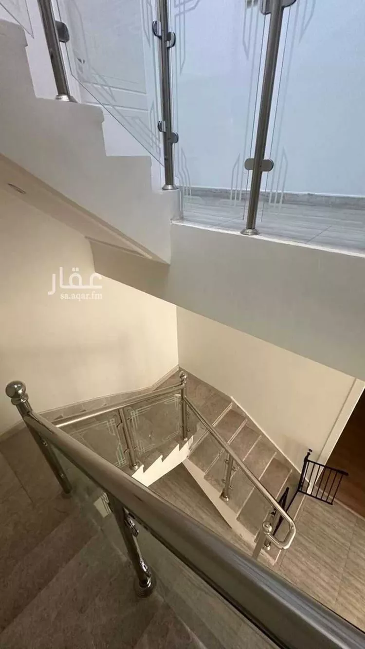 فيلا للبيع في شارع عمر البقاعي, حي المهدية, مدينة الرياض, منطقة الرياض 16