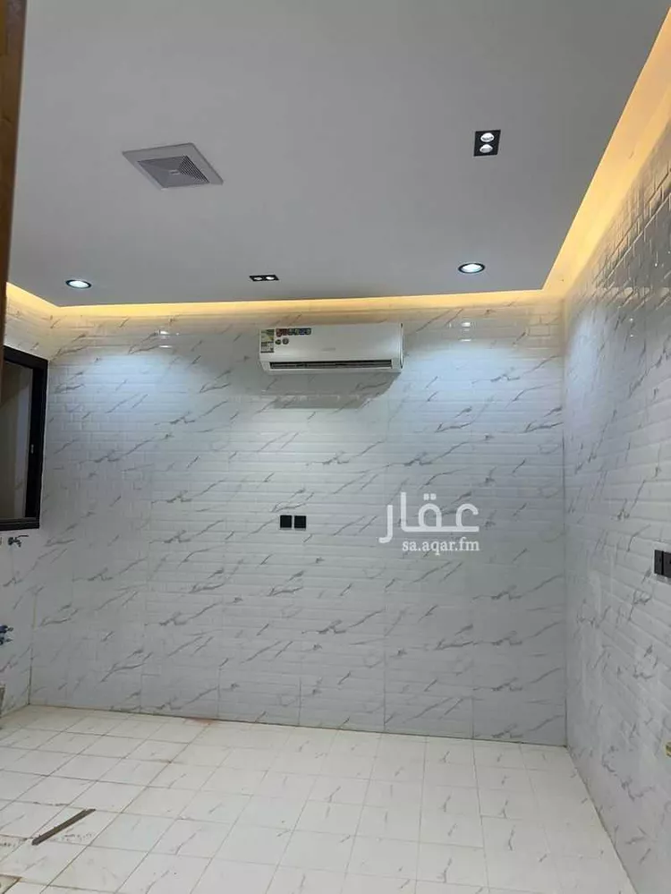دور للبيع في شارع محمد بن مسلمه الانصاري, حي نوارة, مدينة المزاحمية, منطقة الرياض 14