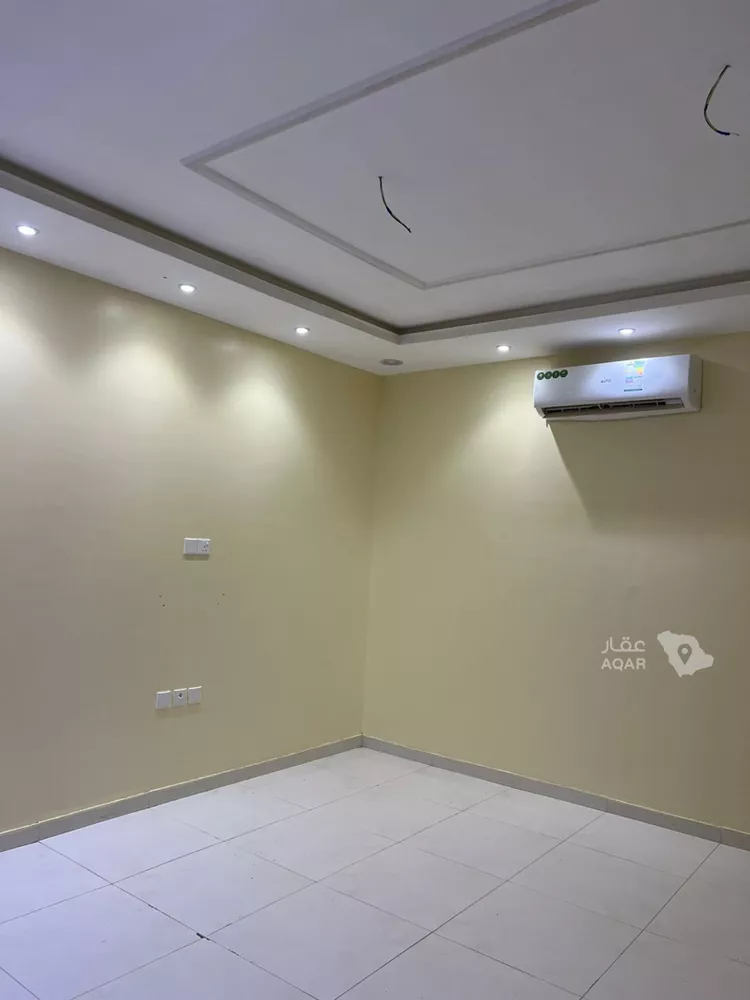 شقة للإيجار في شارع سعيد القيرواني ، حي الحيلة الغربي ، محايل ، محايل 4