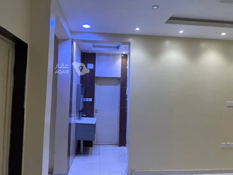 شقة للإيجار في شارع سعيد القيرواني ، حي الحيلة الغربي ، محايل ، محايل 5