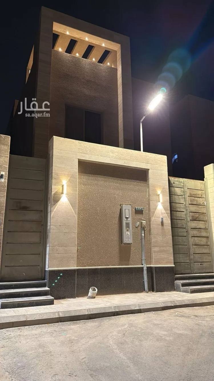 فيلا للبيع في شارع زهير بن العلاء العبسي, حي العارض, مدينة الرياض, منطقة الرياض