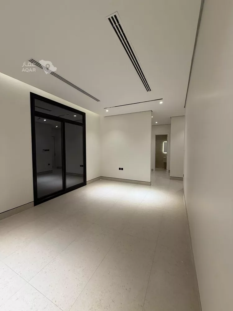 Floor for Rent in Riyadh Al Yasmin 4