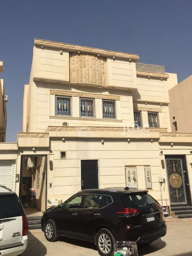فيلا للبيع في شارع محمد بن أحمد الغزوي, حي الرمال, مدينة الرياض, منطقة الرياض