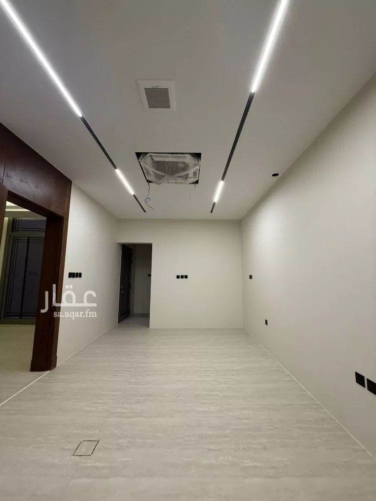 فيلا للبيع في شارع عبداللطيف بن المبارك, حي المهدية, مدينة الرياض, منطقة الرياض صورة 5