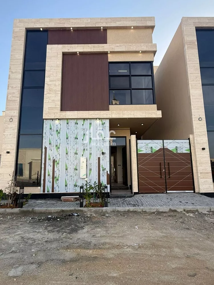 فيلا للبيع في شارع عبداللطيف بن المبارك, حي المهدية, مدينة الرياض, منطقة الرياض صورة 3