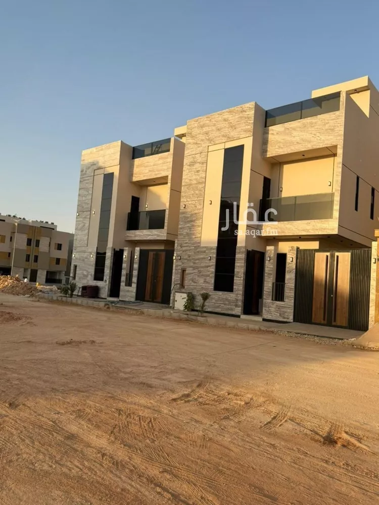 فيلا للبيع في شارع عبداللطيف بن المبارك, حي المهدية, مدينة الرياض, منطقة الرياض صورة 3