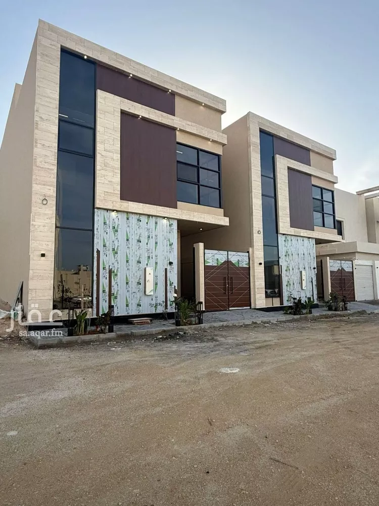 فيلا للبيع في شارع عبداللطيف بن المبارك, حي المهدية, مدينة الرياض, منطقة الرياض 1 صورة