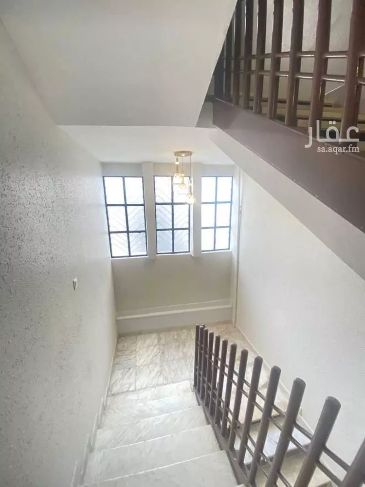 عمارة للإيجار في شارع الباحة, حي النسيم, مدينة أبها, منطقة عسير صورة 2