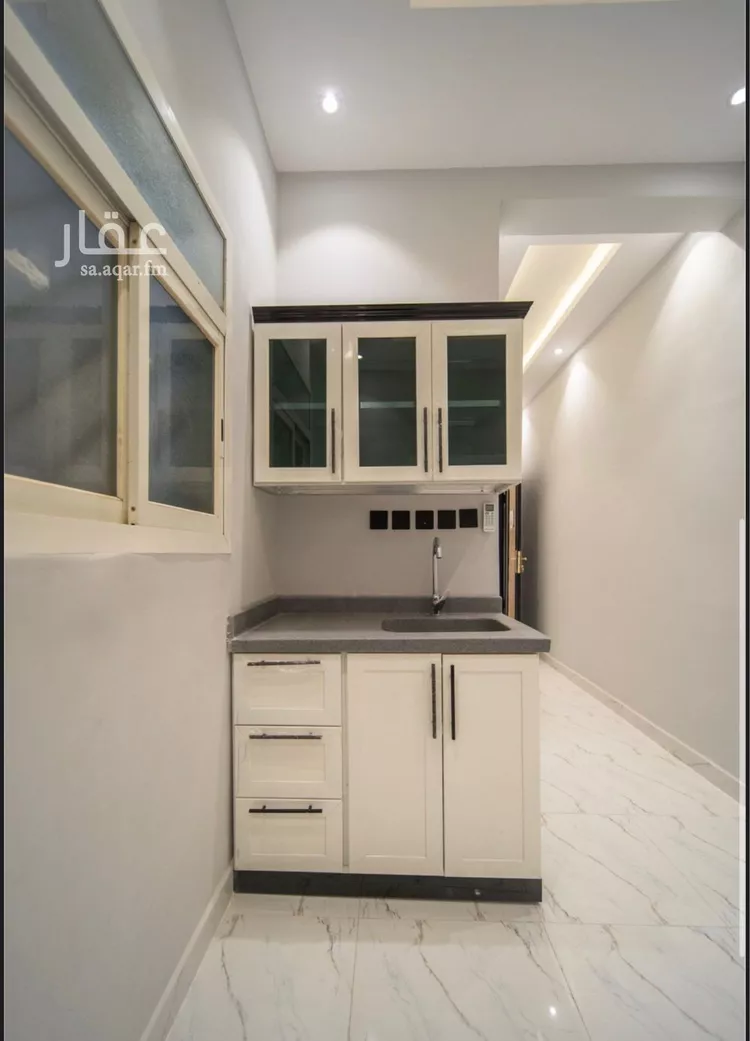 شقة للإيجار في شارع الاميرة سارة بنت احمد السديري, حي الضباط, مدينة الرياض, منطقة الرياض صورة 2