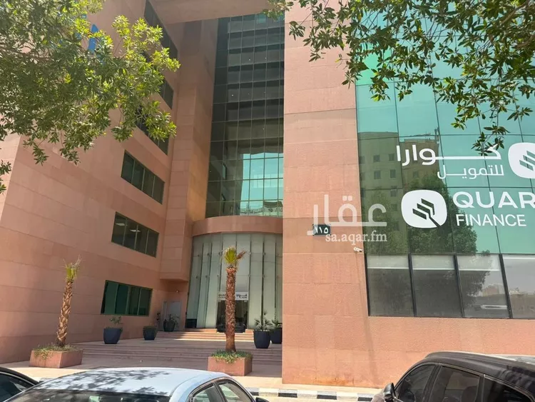 برج للإيجار في شارع أبي أمامة الحارثي, حي الوزارات, مدينة الرياض, منطقة الرياض