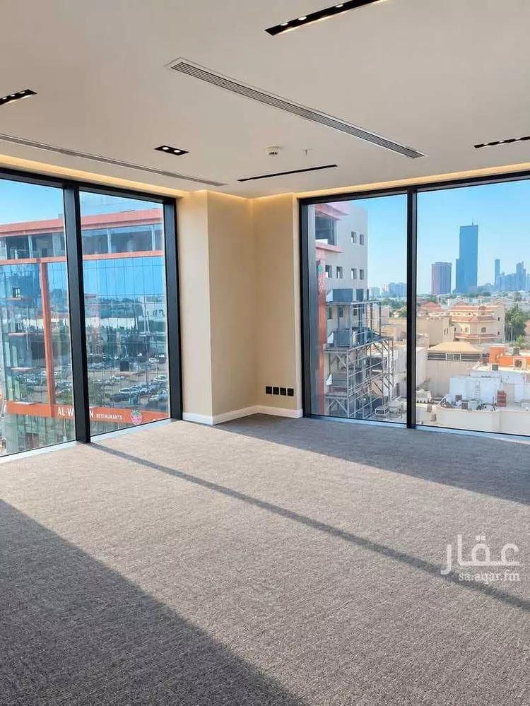 Commercial Office for Rent in Jeddah Ash Shati صورة 2