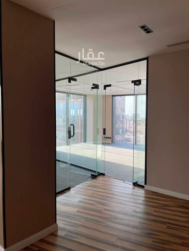 Commercial Office for Rent in Jeddah Ash Shati صورة 3