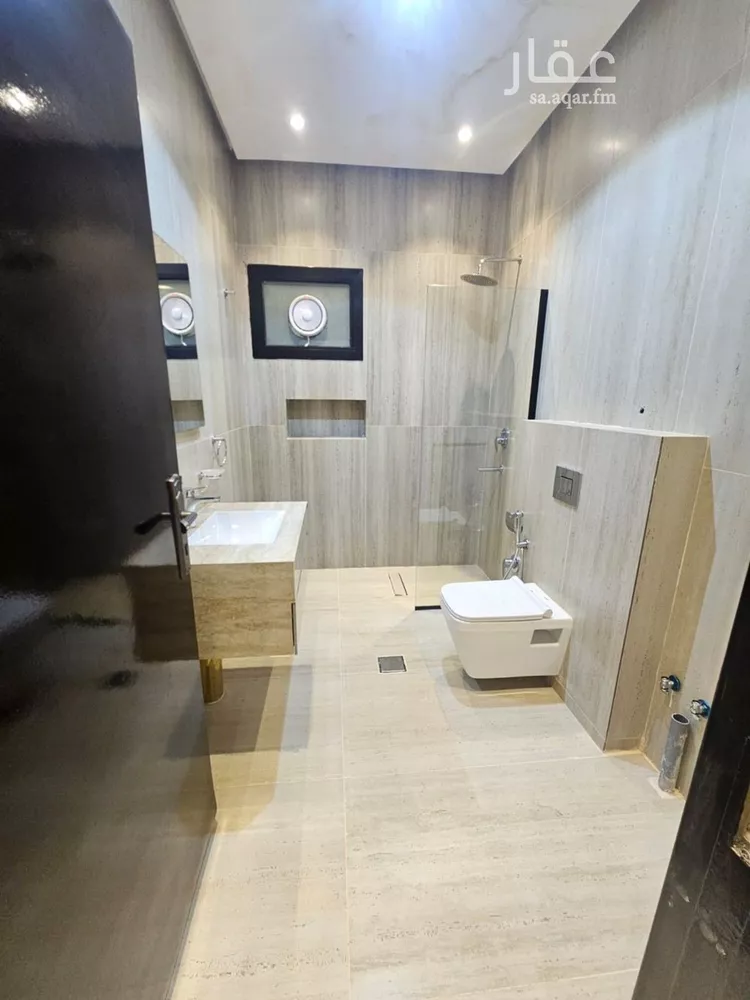 Floor for Rent in Riyadh Al Aqiq صورة 3