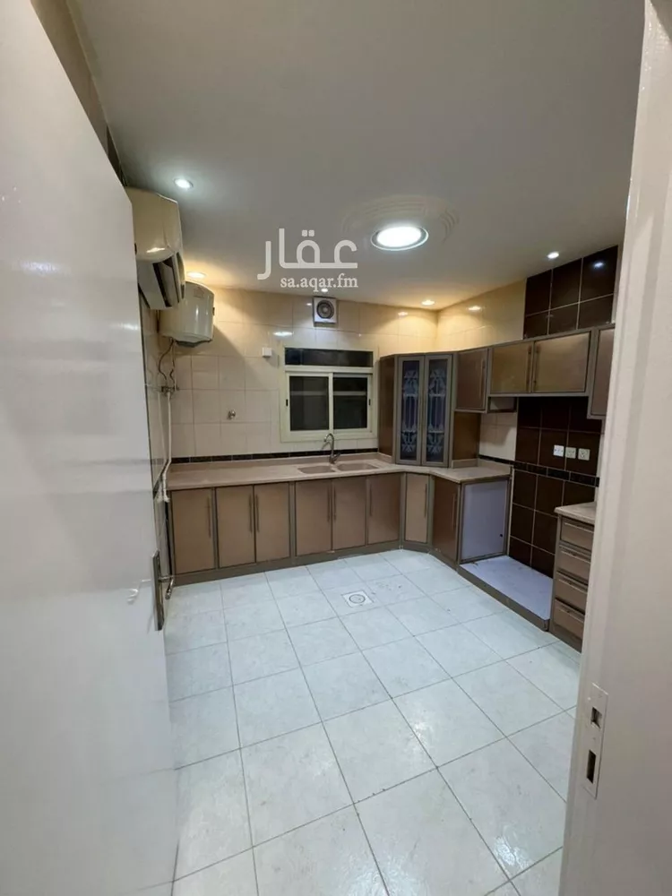 شقة للإيجار في شارع رقم 190, حي الياسمين, مدينة الرياض, منطقة الرياض صورة 3