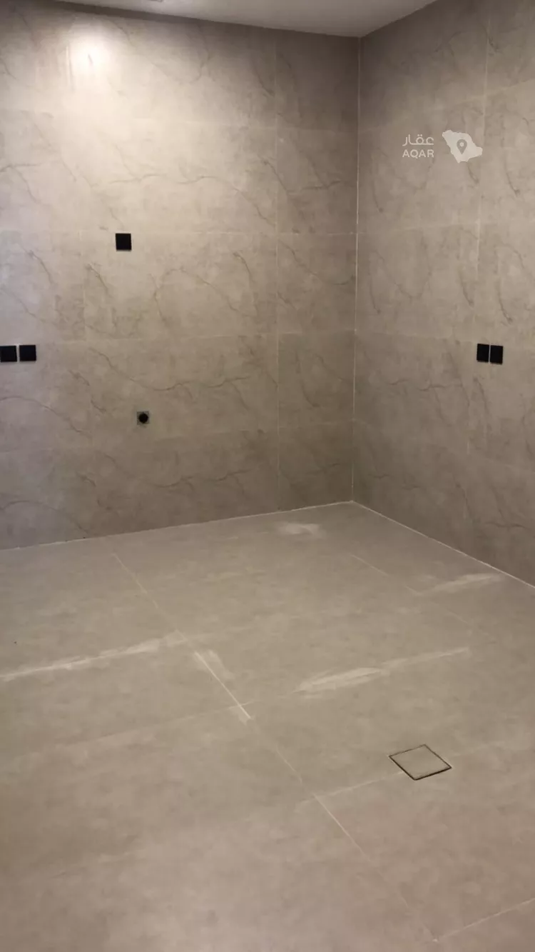 Apartment for Sale in Dammam Al Etisalat 9